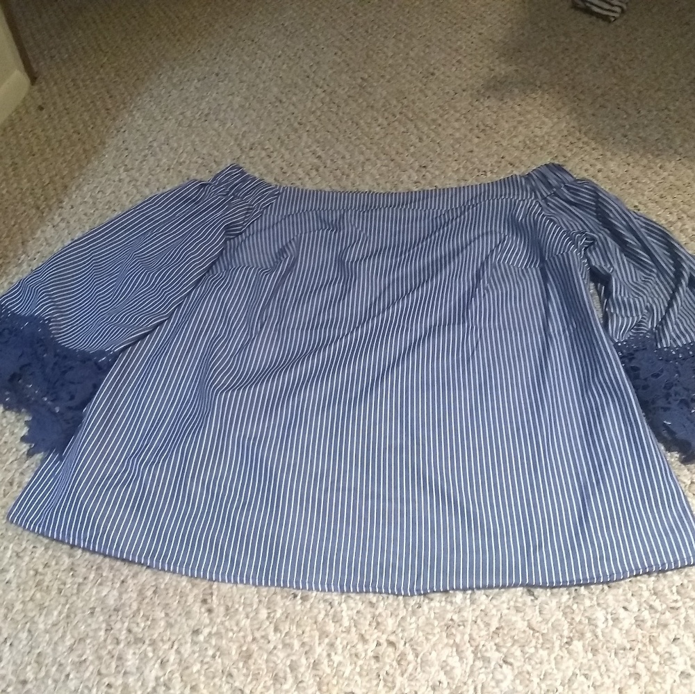 Unique Spectrum off the shoulder blouse